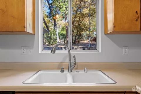 Kitchen - 45497 Poso Park Dr, Posey, CA 93260 photo 6 of 6