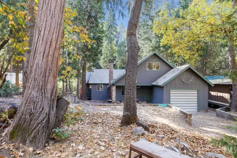 Exterior - 45497 Poso Park Dr, Posey, CA 93260 photo 6 of 13