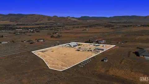 View/Area - 18200 Cheyenne Ave, Tehachapi, CA 93561 photo 7 of 7