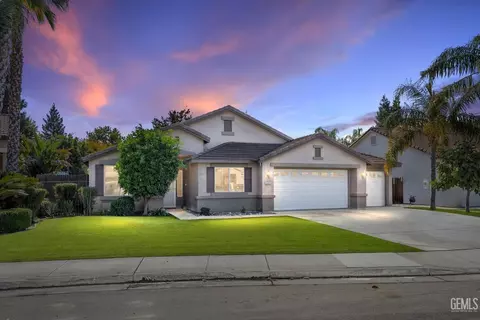 10305 Mount Snow Ln, Bakersfield, CA 93311