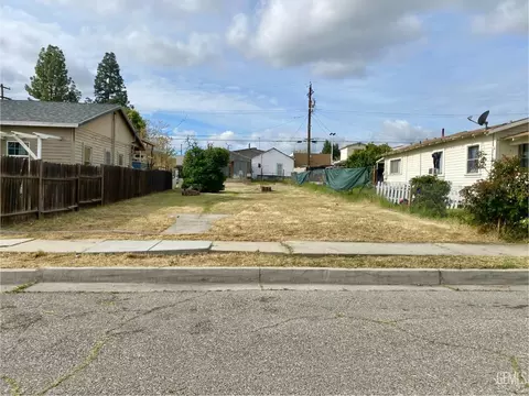 711 North St, Taft, CA 93268 photo 1