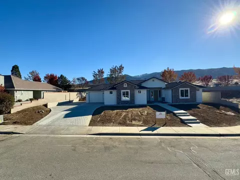 406 Savannah Pl, Tehachapi, CA 93561 photo 1
