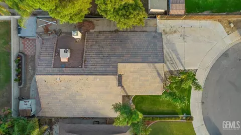 View/Area - 4000 Thatch Ave, Bakersfield, CA 93313 photo 1 of 4