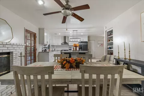Dining - 4000 Thatch Ave, Bakersfield, CA 93313 photo 3 of 3