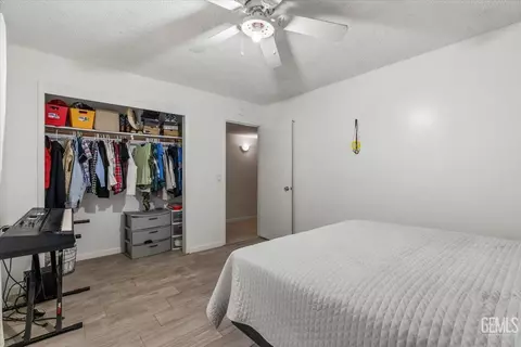 Bedroom - 4000 Thatch Ave, Bakersfield, CA 93313 photo 2 of 3