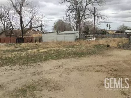 312 Lierly Ave, Taft, CA 93268 photo 4