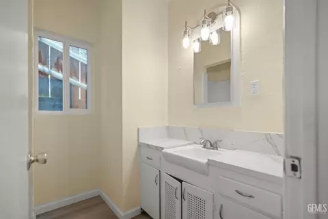 709 Philippine St, Taft, CA 93268 photo 34
