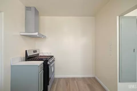 709 Philippine St, Taft, CA 93268 photo 24