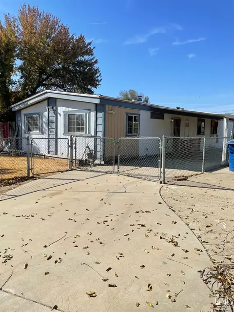 6507 Mohawk St, Bakersfield, CA 93308 photo 2