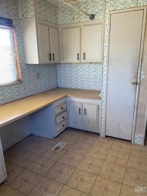 6507 Mohawk St, Bakersfield, CA 93308 photo 14