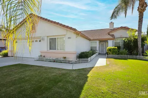 5805 Greenhorn Mountain Ct, Bakersfield, CA 93313