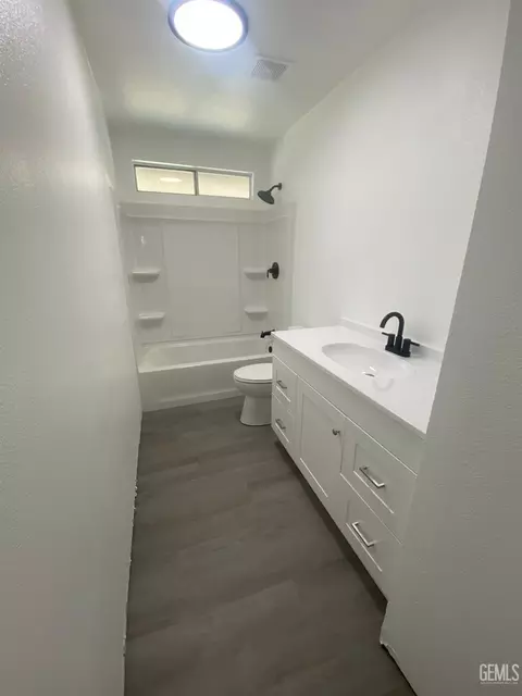 809 Jess St, Arvin, CA 93203 photo 5