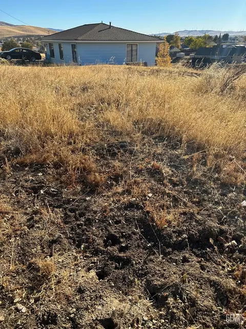 19936 Mesa Rd, Tehachapi, CA 93561 photo 3