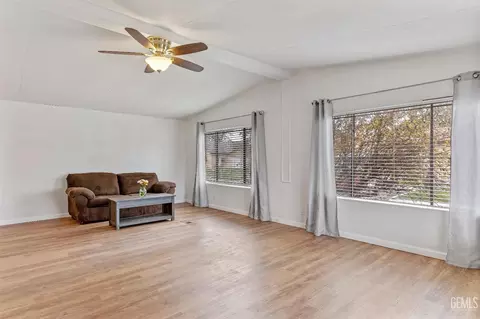 14556 E Tehachapi Blvd #122, Tehachapi, CA 93561 photo 3