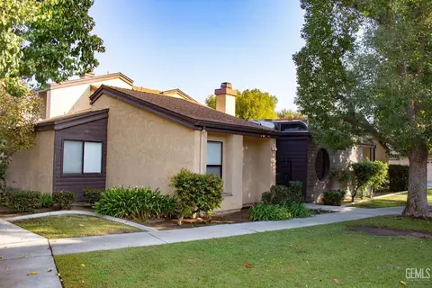 5500 Lennox Ave #17, Bakersfield, CA 93309