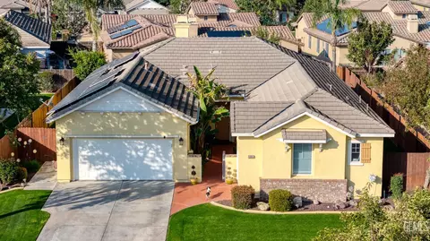 5005 Boulder Creek Pl, Bakersfield, CA 93312