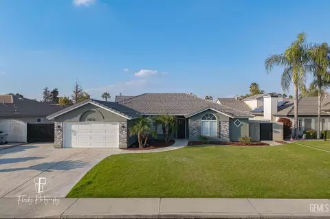 9816 Blackfoot Dr, Bakersfield, CA 93312