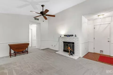 Living - 1112 Fairview Rd, Bakersfield, CA 93307 photo 2 of 3
