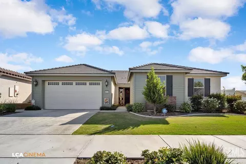 14717 Coyle Cir, Bakersfield, CA 93311 photo 2