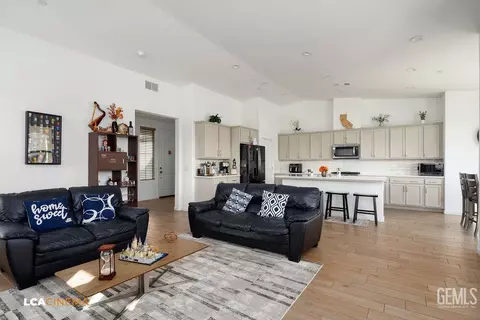 14717 Coyle Cir, Bakersfield, CA 93311 photo 7
