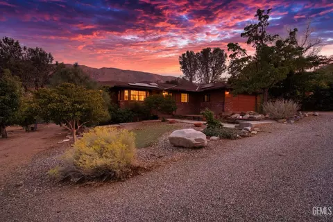 2724 Mccray Rd, Lake Isabella, CA 93240
