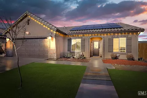 Exterior - 6016 Fire Opal Dr, Bakersfield, CA 93313 photo 1 of 5