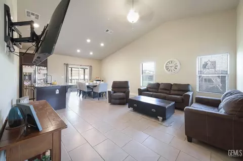 Other - 6016 Fire Opal Dr, Bakersfield, CA 93313 photo 5 of 6
