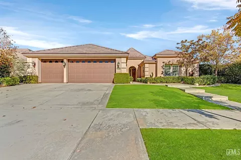 12616 Stillbrook Dr, Bakersfield, CA 93311