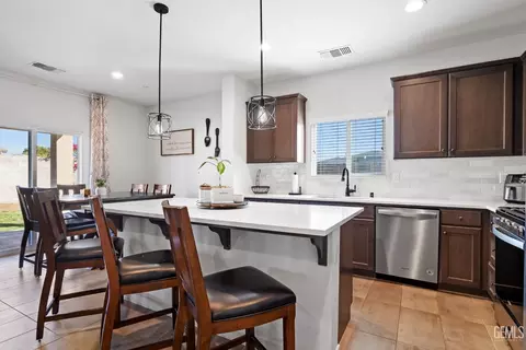 12110 Burnham St, Bakersfield, CA 93311 photo 9