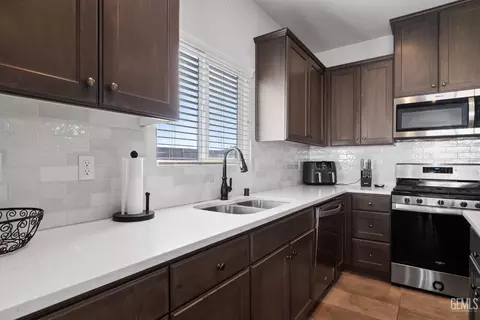 12110 Burnham St, Bakersfield, CA 93311 photo 11