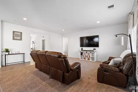 12110 Burnham St, Bakersfield, CA 93311 photo 18