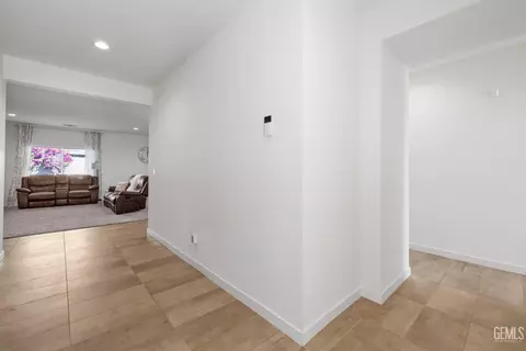 12110 Burnham St, Bakersfield, CA 93311 photo 29