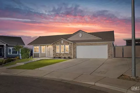 13216 Morning Song St, Bakersfield, CA 93314