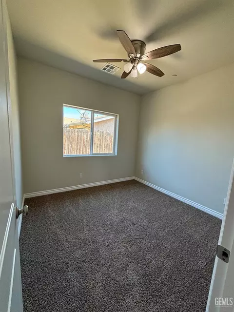 Bedroom - 21641 Golden Hills Blvd, Tehachapi, CA 93561 photo 1 of 4