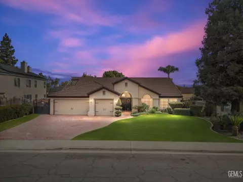 4900 Mccloud Ct, Bakersfield, CA 93312