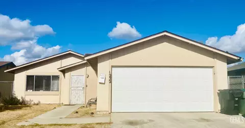 1232 Iris St, Wasco, CA 93280 photo 1