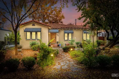 2222 Cedar St, Bakersfield, CA 93301