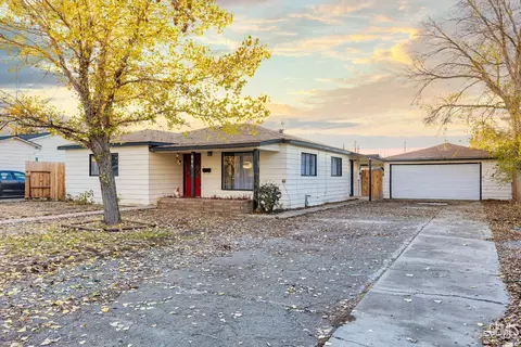 905 Black Oak Dr, Tehachapi, CA 93561 photo 4