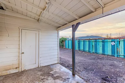 905 Black Oak Dr, Tehachapi, CA 93561 photo 24