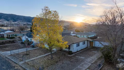 905 Black Oak Dr, Tehachapi, CA 93561 photo 29