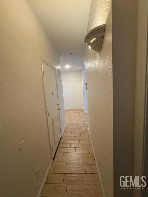 7510 Stone Breakers Ave, Bakersfield, CA 93313 photo 6