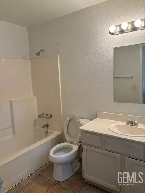 7510 Stone Breakers Ave, Bakersfield, CA 93313 photo 17