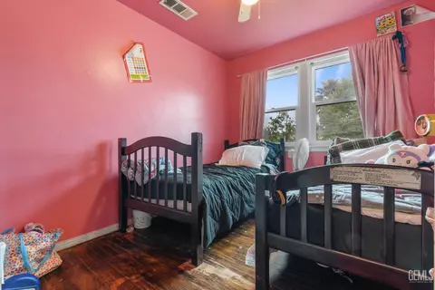 Bedroom - 342 C St, Wasco, CA 93280 photo 2 of 3