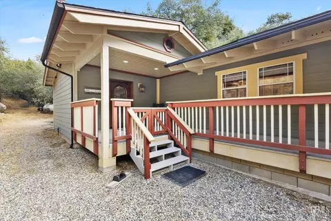 29385 Clear Creek Rd, Keene, CA 93531