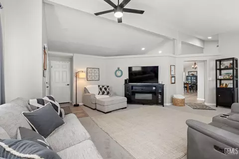 600 S Dennison Rd #19, Tehachapi, CA 93561 photo 6