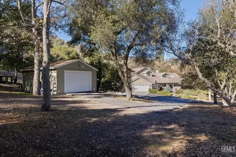 Exterior - 28701 Silverberry Ct, Keene, CA 93531 photo 14 of 14