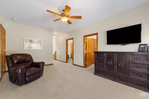 Other - 28701 Silverberry Ct, Keene, CA 93531 photo 5 of 11