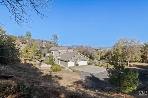 Other - 28701 Silverberry Ct, Keene, CA 93531 photo 7 of 11