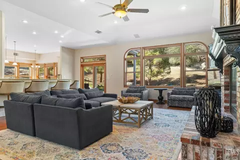 Living - 28701 Silverberry Ct, Keene, CA 93531 photo 1 of 7