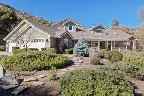 Exterior - 28701 Silverberry Ct, Keene, CA 93531 photo 1 of 14